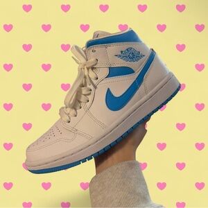 ㅤꨄ︎ Jordan 1Mid UNC *DO NOT HAVE BOX